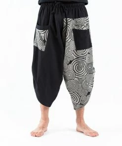 HaremPants.com Two Tone Swirls Prints Men's Three Quarter Pants In Black