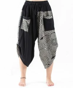 HaremPants.com Two Tone Swirls Prints Women's Three Quarter Pants In Black