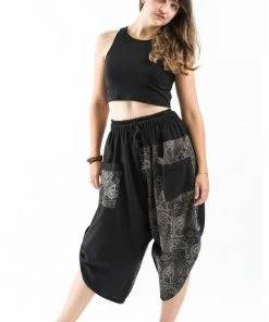 HaremPants.com Two Tone Paisley Prints Women's Three Quarter Pants In Black