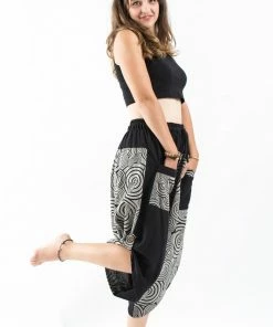 HaremPants.com Two Tone Swirls Prints Women's Three Quarter Pants In Black