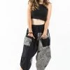 HaremPants.com Two Tone Swirls Prints Women's Three Quarter Pants In Black